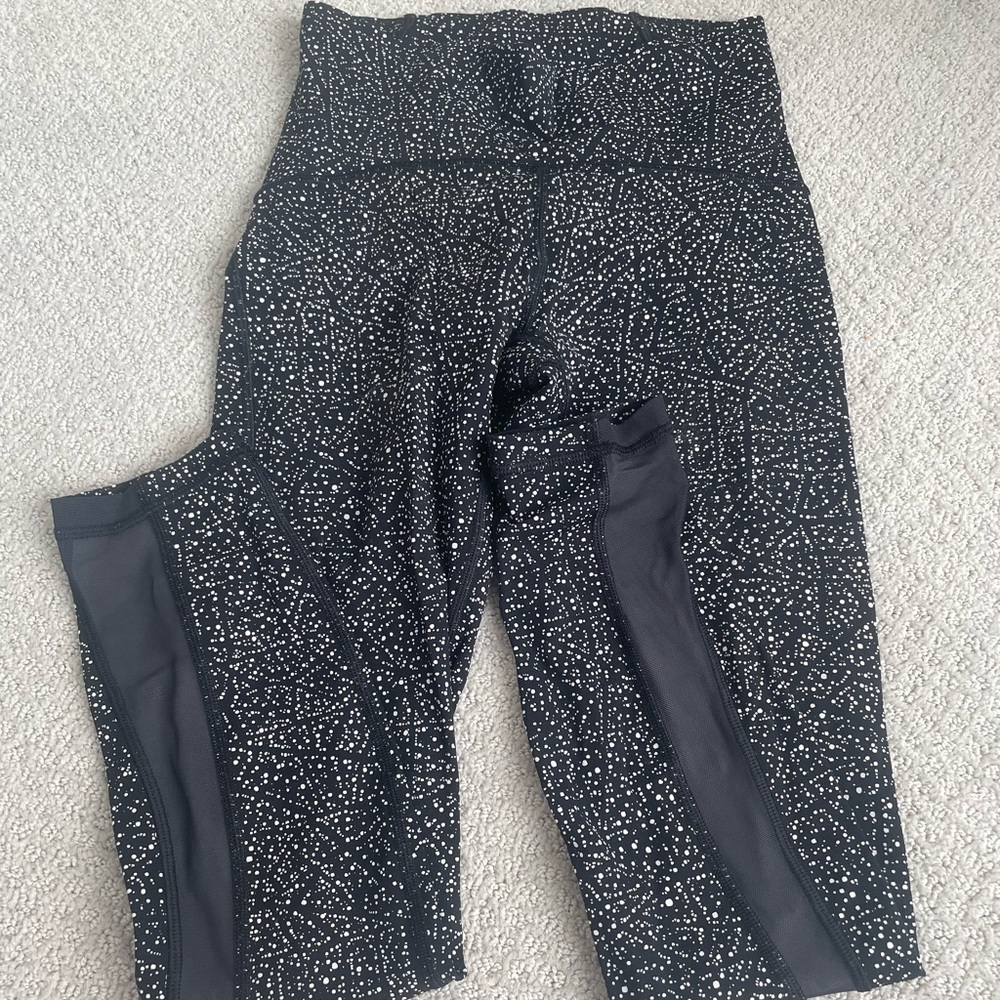 Lululemon Cropped Leggings